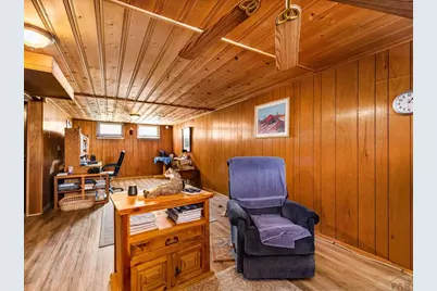 2570 Hollywood Dr, Pueblo, CO 81005 - Photo 9