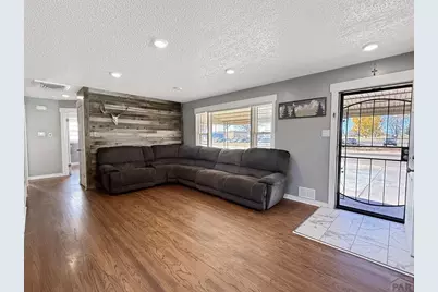 1706 Hollywood Dr, Pueblo, CO 81005 - Photo 7