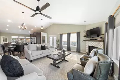 477 S Escalante Dr, Pueblo West, CO 81007 - Photo 9