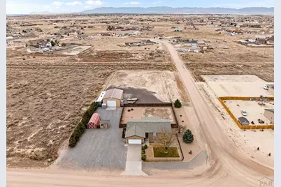 1006 E Sumac Dr, Pueblo West, CO 81007 - Photo 3