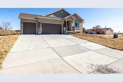 395 W Coral, Pueblo, CO 81007 - Photo 35
