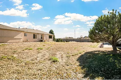 476 S Soaring Eagle Dr, Pueblo West, CO 81007 - Photo 11