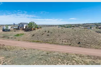 526 S Chimazo Dr, Pueblo West, CO 81007 - Photo 5