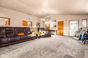 4215 Sentinel Pl, Pueblo, CO 81008 - Photo 5