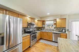 190 S Circle Dr, Pueblo West, CO 81007 - Photo 3