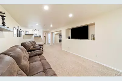 190 S Circle Dr, Pueblo West, CO 81007 - Photo 35