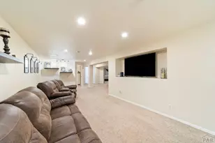 190 S Circle Dr, Pueblo West, CO 81007 - Photo 35