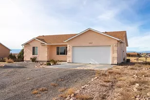 1327 N Blazing Star Ln, Pueblo West, CO 81007 - Photo 49