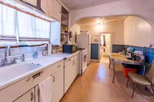 1005 E 4th St, Trinidad, CO 81082 - Photo 7