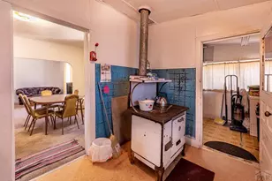 1005 E 4th St, Trinidad, CO 81082 - Photo 9