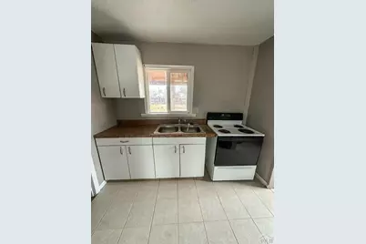 404 S 5th St, Lamar, CO 81052 - Photo 5