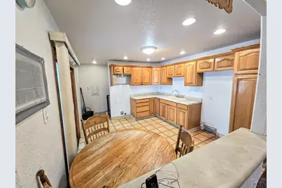 2016 La Salle Rd, Pueblo, CO 81006 - Photo 5