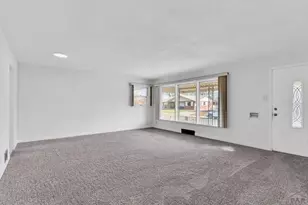 312 Kenwood Dr, Pueblo, CO 81004 - Photo 9