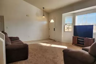 1467 W Plaza De Los Leones Dr, Pueblo West, CO 81007 - Photo 7