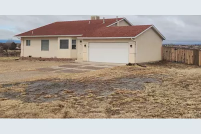 1467 W Plaza De Los Leones Dr, Pueblo West, CO 81007 - Photo 25