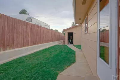 800 W Spruce St, Walsenburg, CO 81089 - Photo 5