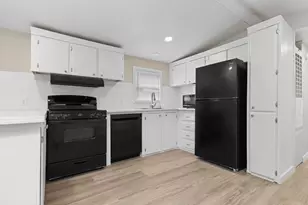 353 E Byrd Dr, Pueblo West, CO 81007 - Photo 11