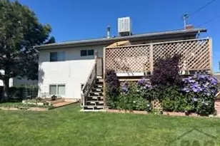 2130 Oakwood Ln, Pueblo, CO 81005 - Photo 5