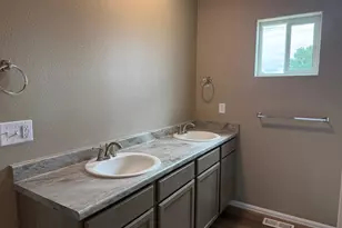 5216 Gannet Ln, Pueblo, CO 81008 - Photo 11