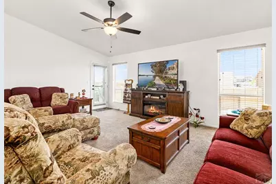 1700 Kingfisher Ln, Pueblo, CO 81008 - Photo 19