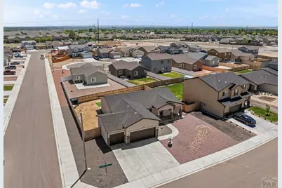 1700 Kingfisher Ln, Pueblo, CO 81008 - Photo 3