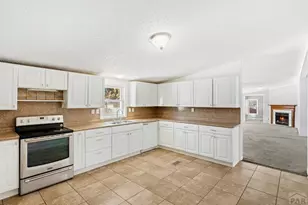 1621 Carltonia St, Pueblo, CO 81006 - Photo 17