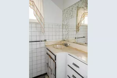 910 Elm St, Pueblo, CO 81004 - Photo 5