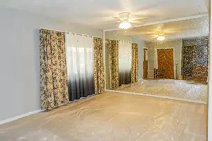 910 Elm St, Pueblo, CO 81004 - Photo 3