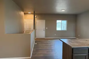 3526 Wapiti Ln, Pueblo, CO 81005 - Photo 5