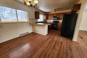 511 W Pitkin Ave, Pueblo, CO 81004 - Photo 5