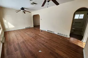 511 W Pitkin Ave, Pueblo, CO 81004 - Photo 3