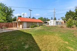 916 Belleview Ave, La Junta, CO 81050 - Photo 9