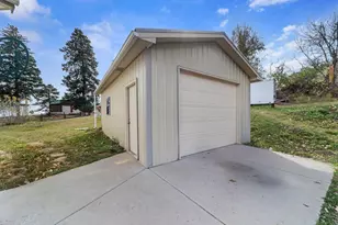 8906 Grand Ave, Beulah, CO 81023 - Photo 31