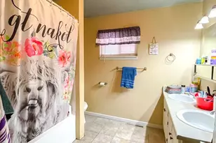 28235 Manor Dr, Rocky Ford, CO 81067 - Photo 9