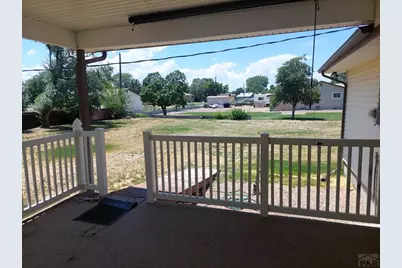 2042 S Riverview Dr, Pueblo, CO 81006 - Photo 27