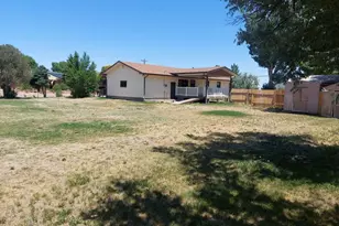 2042 S Riverview Dr, Pueblo, CO 81006 - Photo 33