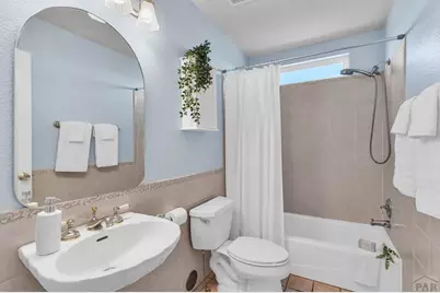 613 E Earl Dr, Pueblo West, CO 81007 - Photo 23