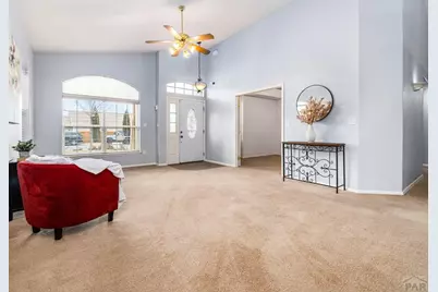 1044 Willowcrest Dr, Pueblo, CO 81005 - Photo 5