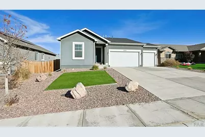 2215 Cliffmoor Ln, Pueblo, CO 81008 - Photo 3