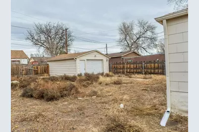 1909 E 2nd St, Pueblo, CO 81001 - Photo 9