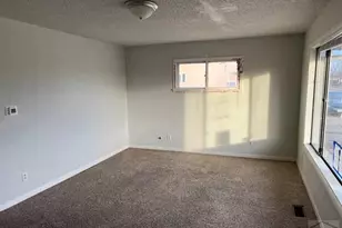 2505 E 9th St, Pueblo, CO 81001 - Photo 9