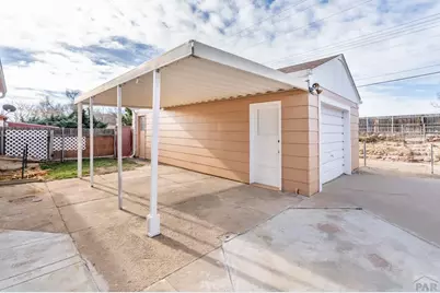 1523 Jerry Murphy Rd, Pueblo, CO 81001 - Photo 5