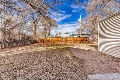 1523 E 11th St, Pueblo, CO 81001 - Photo 25