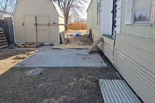 2416 Kara Ct, Pueblo, CO 81004 - Photo 23