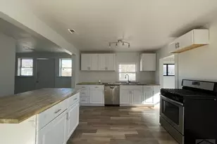 1608 W 20th St, Pueblo, CO 81003 - Photo 9