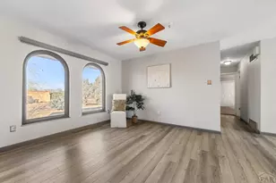 8 S Glenrose Dr, Pueblo, CO 81007 - Photo 13