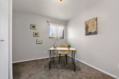 8 S Glenrose Dr, Pueblo, CO 81007 - Photo 31