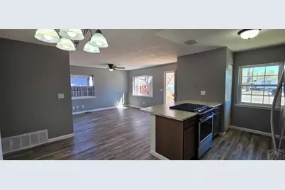210 S 12th St, Lamar, CO 81052 - Photo 3