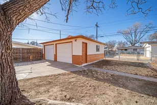 943 Bragdon Ave, Pueblo, CO 81004 - Photo 23