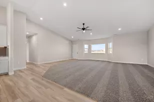 576 E Earl Dr, Pueblo West, CO 81007 - Photo 5